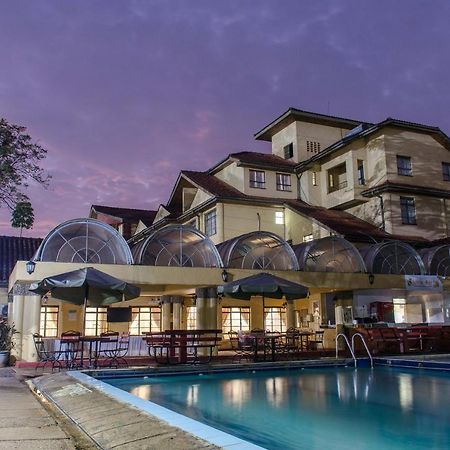 Jumuia Hotel Кисуму Екстериор снимка