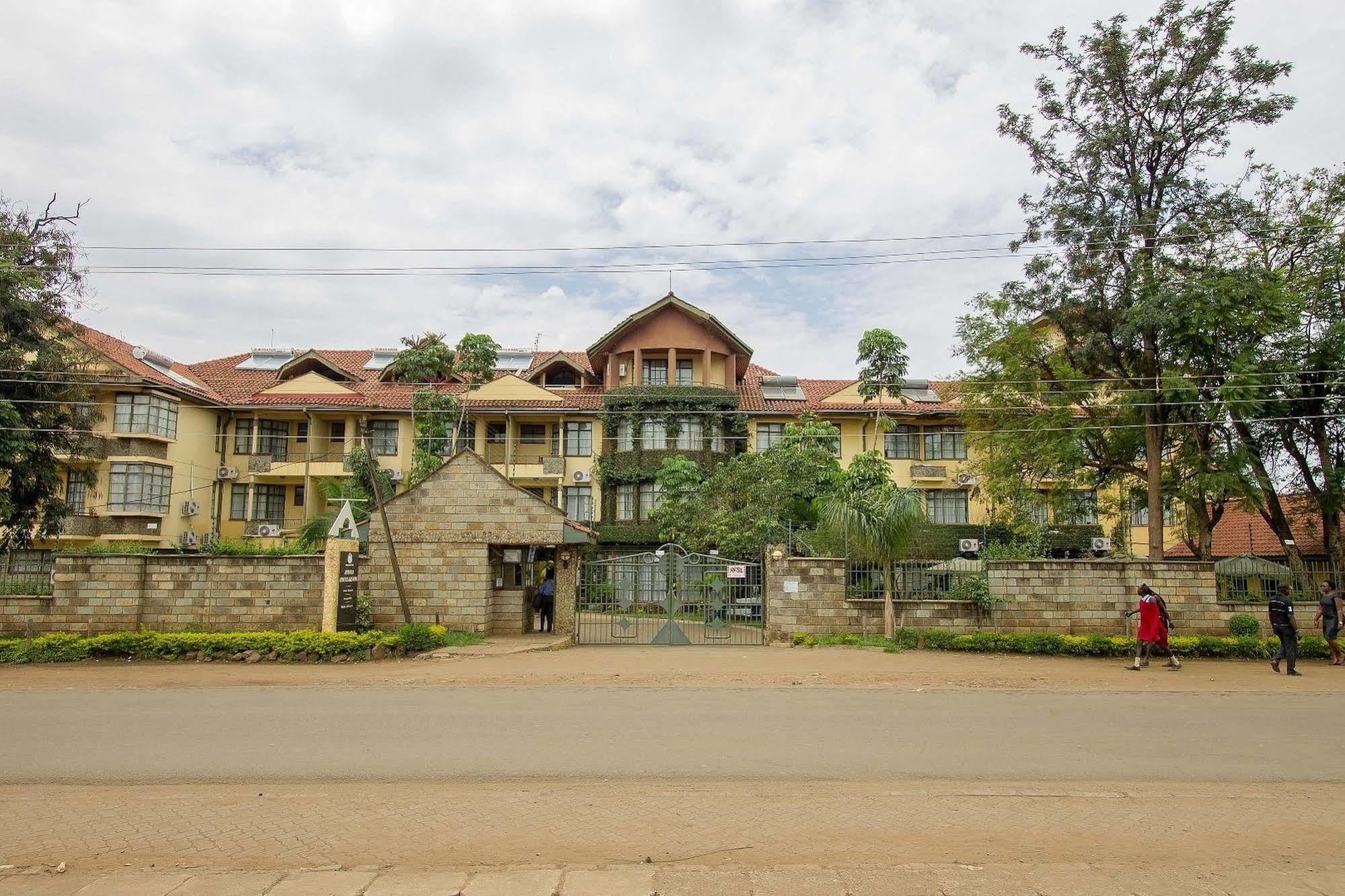 Jumuia Hotel Кисуму Екстериор снимка